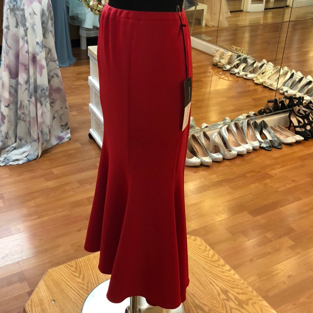 Women’s casual skirt, red - Picture 2 of 5